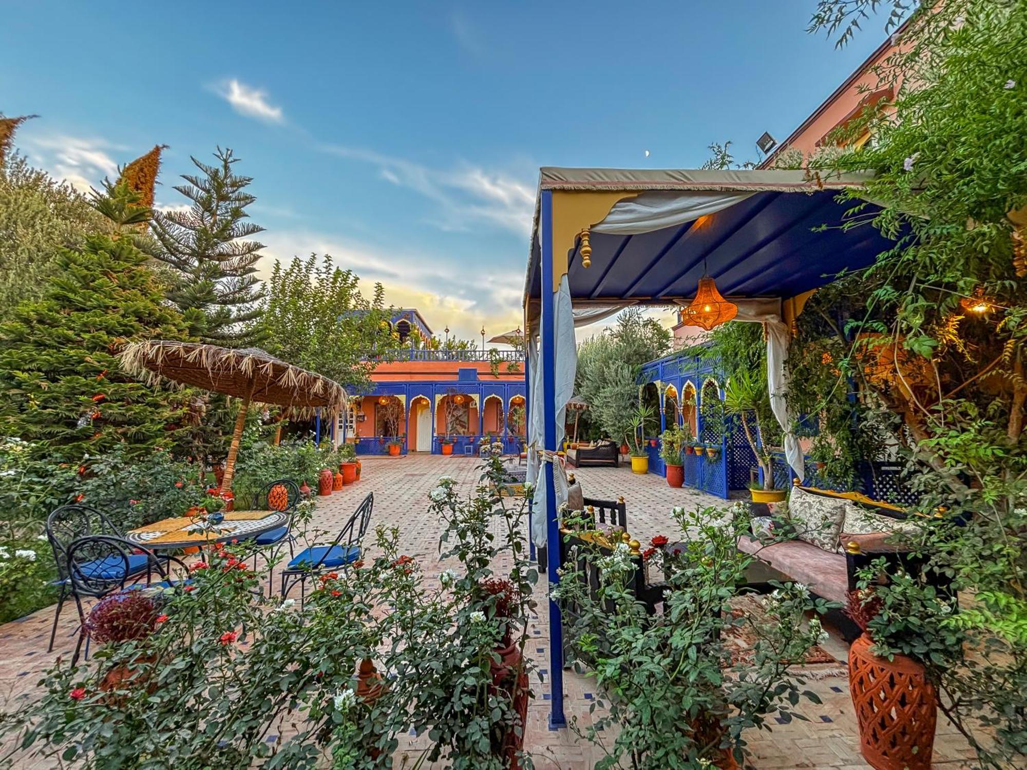Le Bleu House Acomodação com café da manhã Sidi Abdallah Ghiat Exterior foto